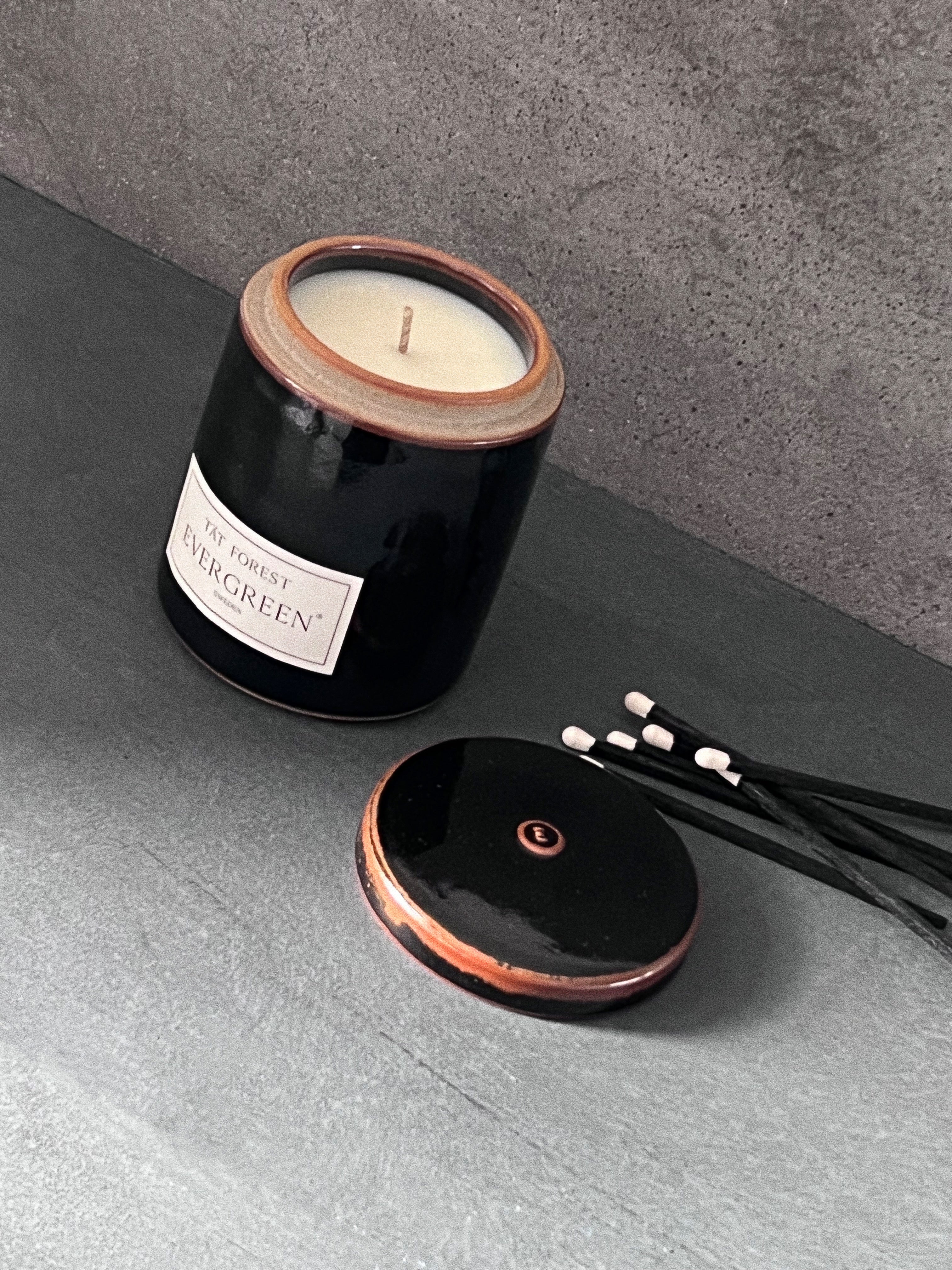 TÄT FOREST | SCENTED CANDLE 300g