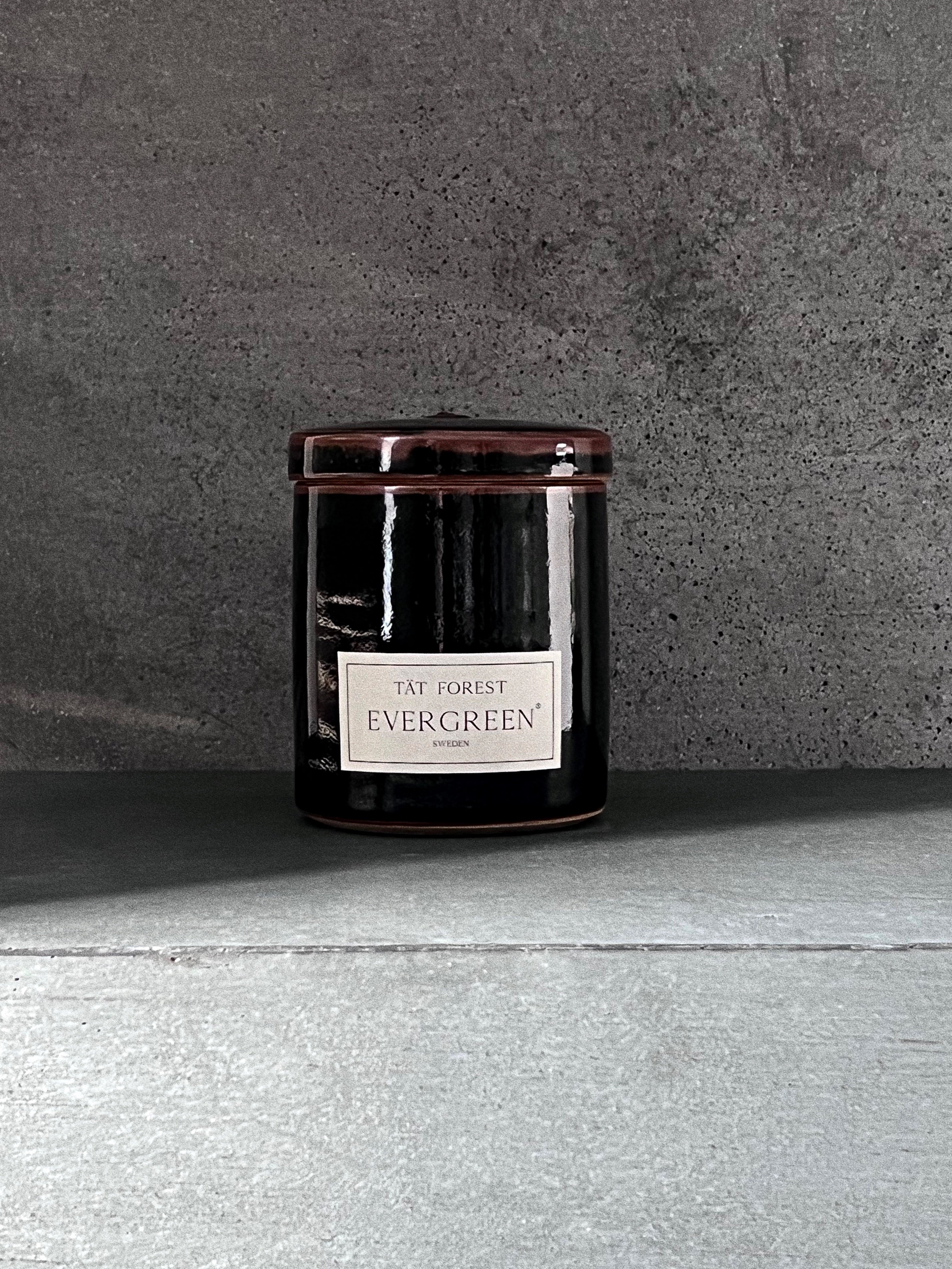 TÄT FOREST | SCENTED CANDLE 300g